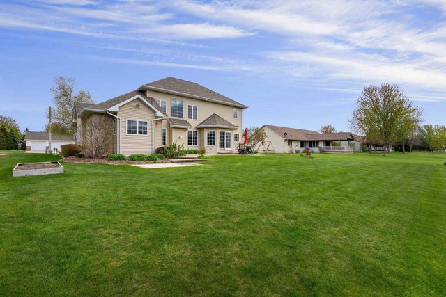 3025 WHITE BIRCH STREET, Kaukauna, WI 54130