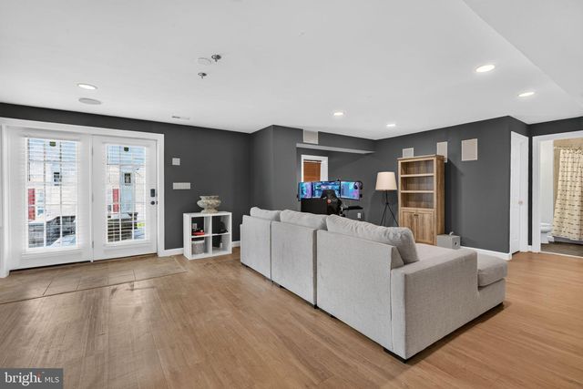 973 MAIN ST, Gaithersburg, MD 20878