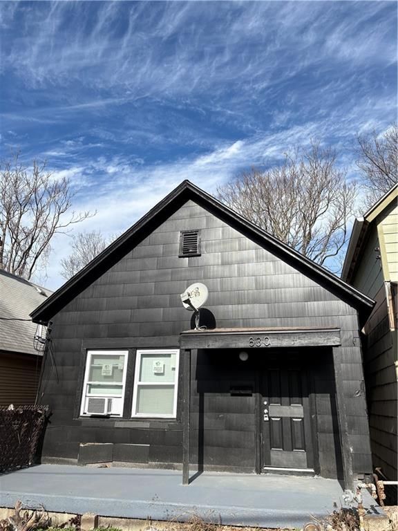 830 Reynolds Avenue, Kansas City, KS 66101