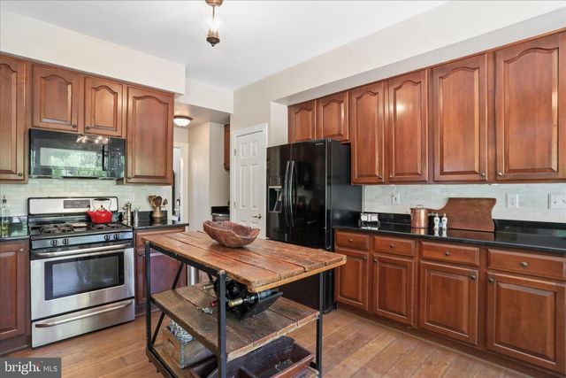 11206 YARDLEY PL, Ijamsville, MD 21754
