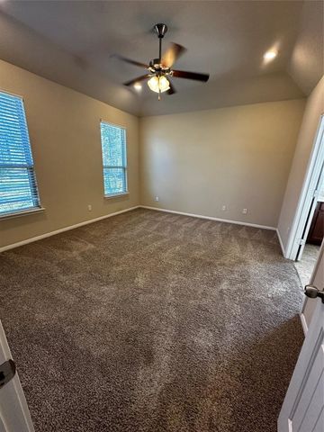 4555 Coues Deer Ln, Conroe, TX 77303