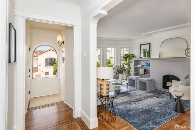 110 Pinehurst Way, San Francisco, CA 94112
