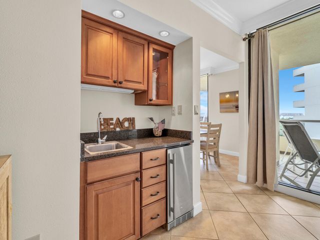 100 Gulf Shore Drive UNIT 403, Destin, FL 32541
