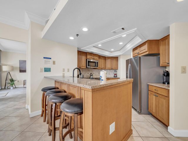 100 Gulf Shore Drive UNIT 403, Destin, FL 32541