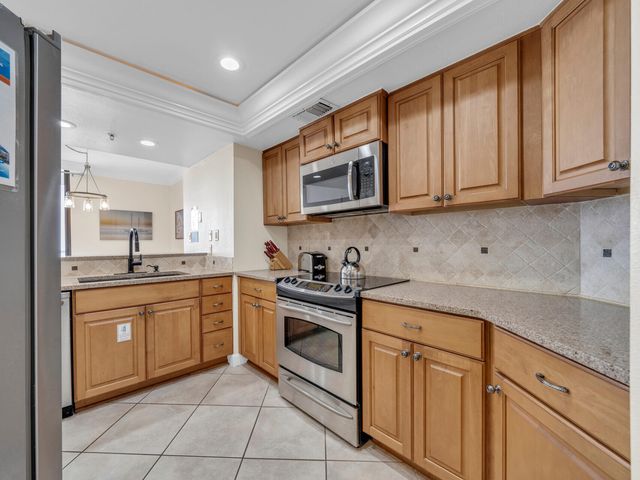 100 Gulf Shore Drive UNIT 403, Destin, FL 32541