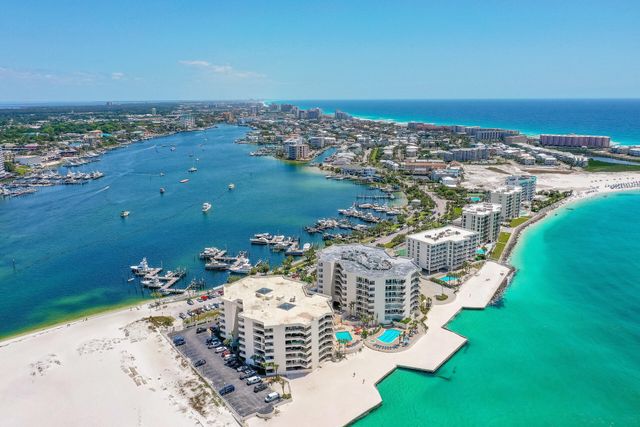 100 Gulf Shore Drive UNIT 403, Destin, FL 32541