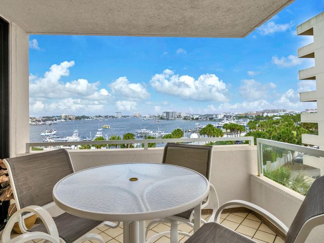 100 Gulf Shore Drive UNIT 403, Destin, FL 32541