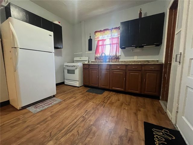 223 E 14th Ave, Homestead, PA 15120