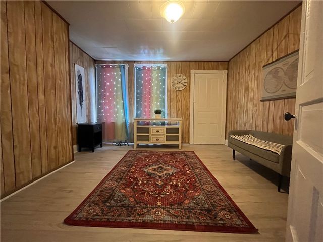 223 E 14th Ave, Homestead, PA 15120