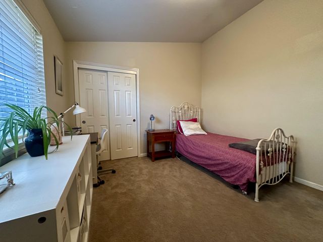 135 Meadow Slope Drive, Talent, OR 97540