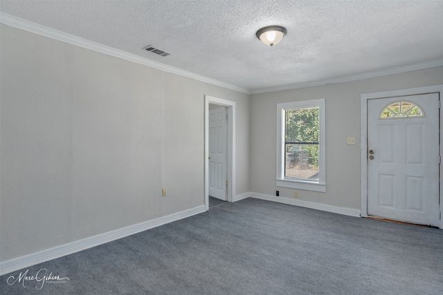 608 Kelly Street, Bossier City, LA 71111