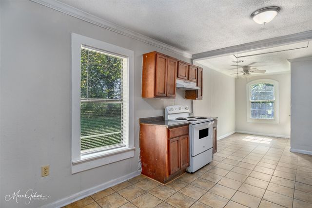 608 Kelly Street, Bossier City, LA 71111