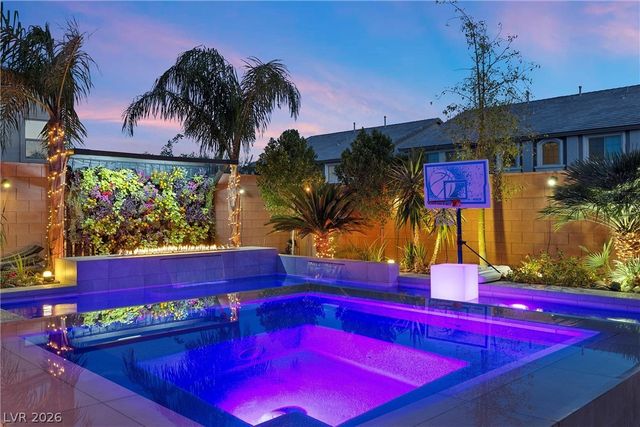 8620 Grove Mill Court, Las Vegas, NV 89139