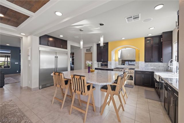 8620 Grove Mill Court, Las Vegas, NV 89139