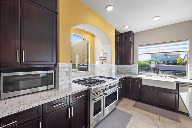 8620 Grove Mill Court, Las Vegas, NV 89139