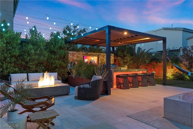 8620 Grove Mill Court, Las Vegas, NV 89139