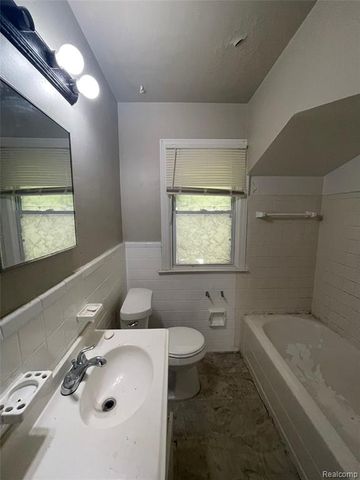 10345 Greensboro Street, Detroit, MI 48224