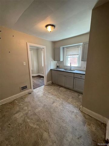 10345 Greensboro Street, Detroit, MI 48224