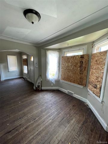 10345 Greensboro Street, Detroit, MI 48224
