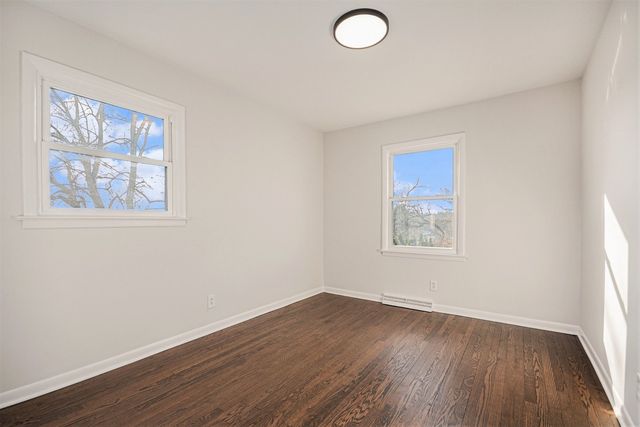 521 Pawnee Drive, Lake In The Hills, IL 60156