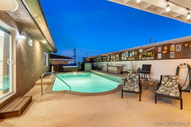 3415 Fenelon St, San Diego, CA 92106