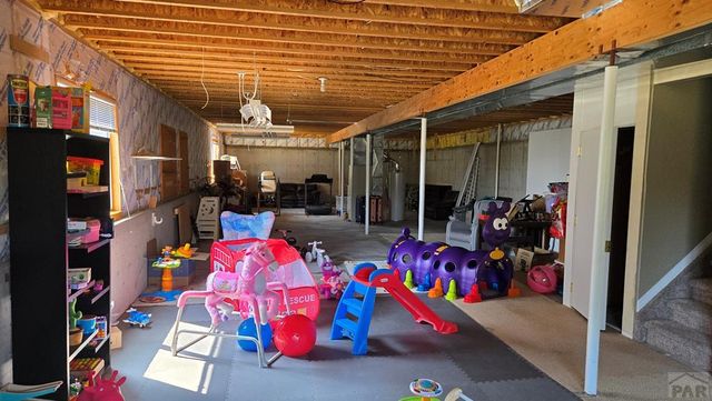 232 Alhambra Dr, Pueblo, CO 81005