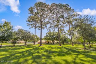 2512 Old Shell Landing Road, Ocean Springs, MS 39564