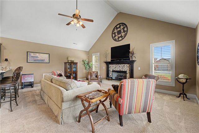 3601 NW Creekstone Boulevard, Bentonville, AR 72712