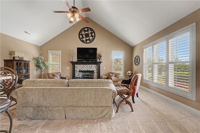 3601 NW Creekstone Boulevard, Bentonville, AR 72712