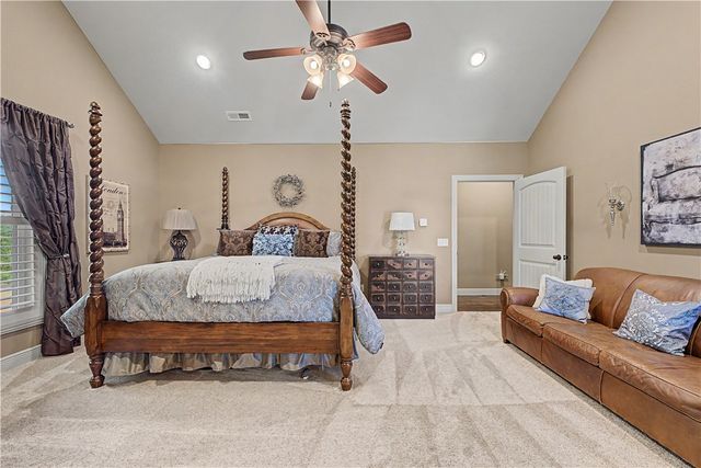 3601 NW Creekstone Boulevard, Bentonville, AR 72712