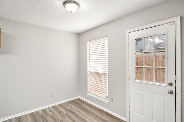 1217 Hidden Creek Drive, Mansfield, TX 76063