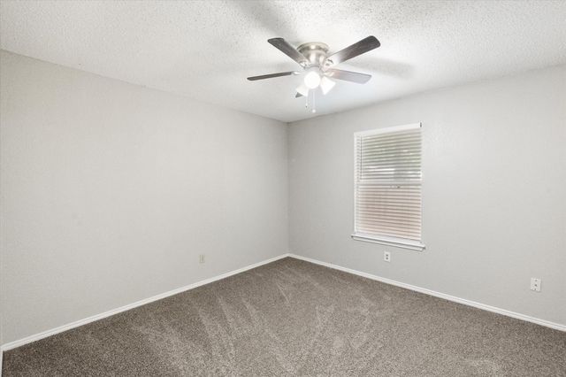 1217 Hidden Creek Drive, Mansfield, TX 76063