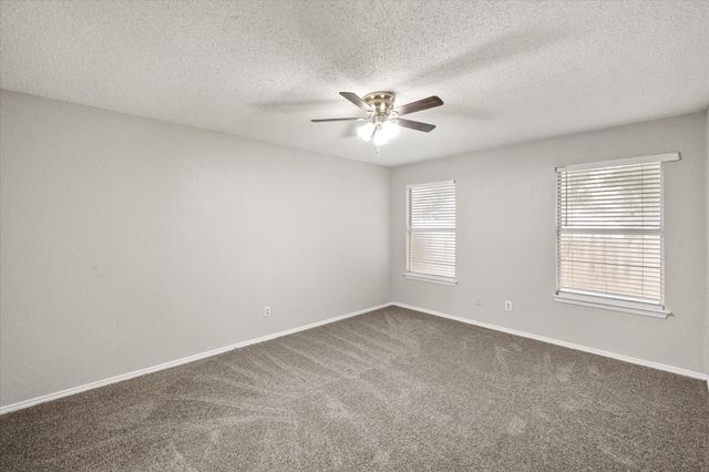 1217 Hidden Creek Drive, Mansfield, TX 76063
