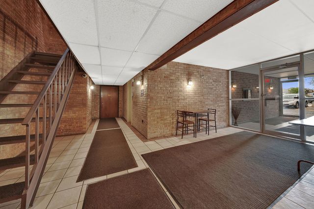 10210 Washington Avenue 115, Oak Lawn, IL 60453