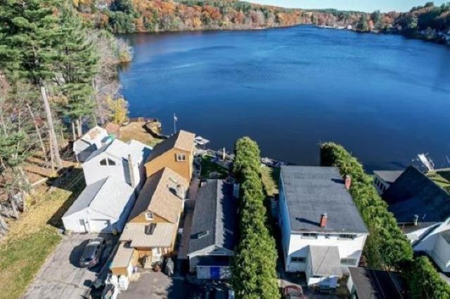 37 Bay Street, Goffstown, NH 03045