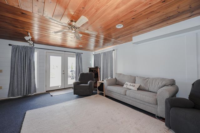 37 Bay Street, Goffstown, NH 03045