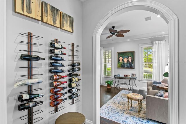3126 W OAKLYN AVENUE, Tampa, FL 33609
