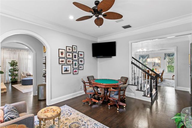 3126 W OAKLYN AVENUE, Tampa, FL 33609
