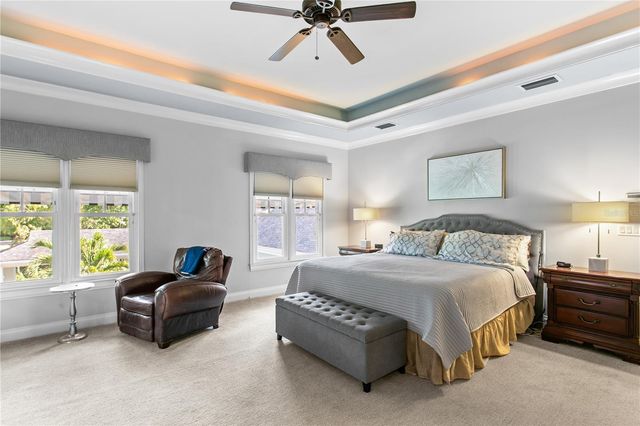 3126 W OAKLYN AVENUE, Tampa, FL 33609