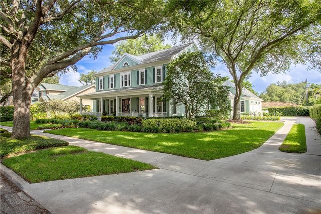 3126 W OAKLYN AVENUE, Tampa, FL 33609
