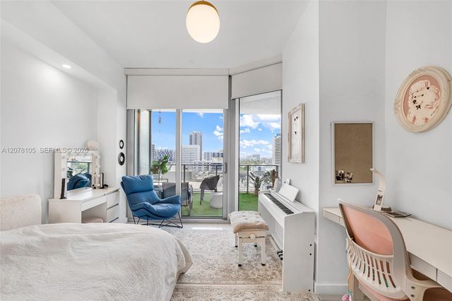 851 NE 1st Avenue 1408, Miami, FL 33132