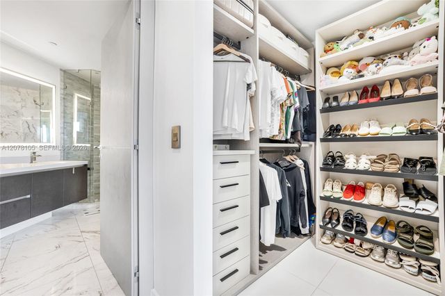 851 NE 1st Avenue 1408, Miami, FL 33132