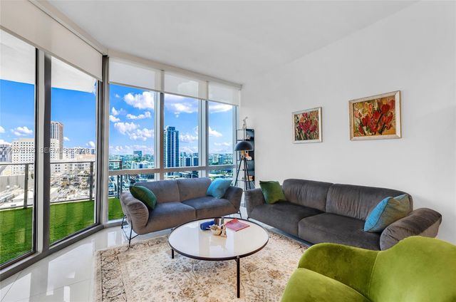 851 NE 1st Avenue 1408, Miami, FL 33132