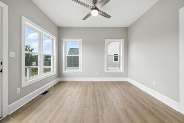 43 MCILWEE LN, Staunton, VA 24401