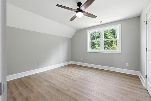 43 MCILWEE LN, Staunton, VA 24401