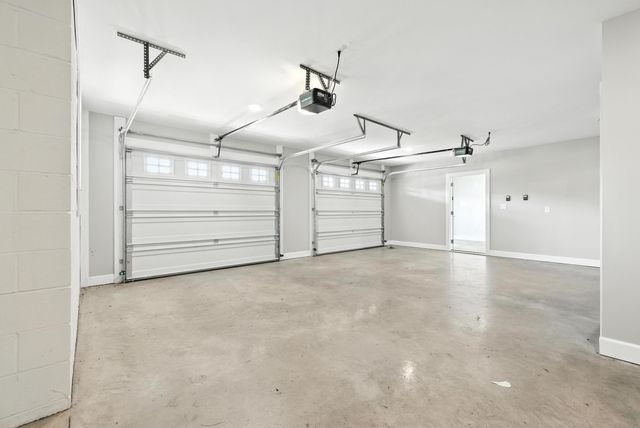 43 MCILWEE LN, Staunton, VA 24401