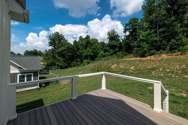 43 MCILWEE LN, Staunton, VA 24401