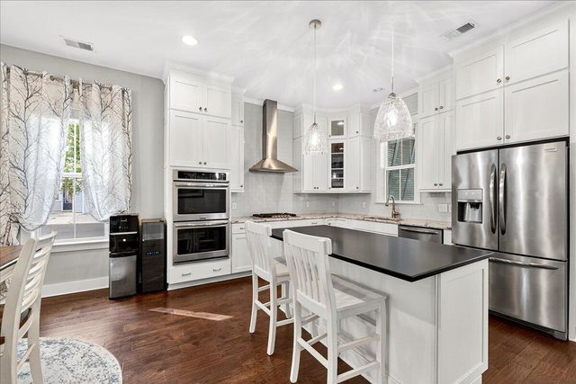 2022 Codorus Lane, Hanahan, SC 29410