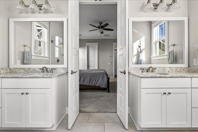 2022 Codorus Lane, Hanahan, SC 29410