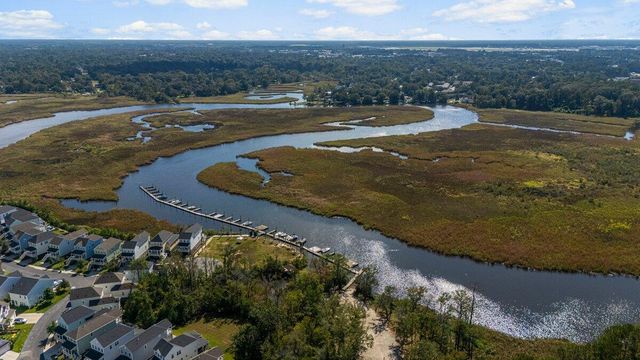 2022 Codorus Lane, Hanahan, SC 29410